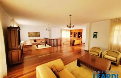 Casa com 5 quartos à venda no Jardim dos Estados, Poços de Caldas 