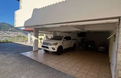 Casa com 4 quartos à venda na Vila Togni, Poços de Caldas 