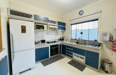Casa térrea com piscina em condomínio fechado, em taubaté - ca6216