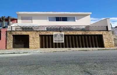 Ótimo sobrado de 3 dormitórios sendo 1 suíte e edícula a venda