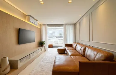 Mobiliado, moderno e decorado, este apartamento no america foi todo reformado e está pronto para morar.