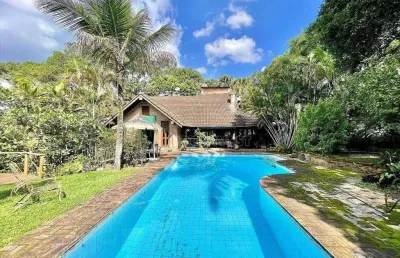 Casa com 3 dormitórios à venda, 363 m² por r$ 1.650.000,00 - granja viana - carapicuíba/sp