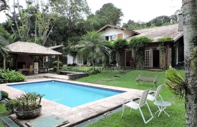 Casa com 3 dormitórios à venda, 456 m² por r$ 2.070.000,00 - granja viana - cotia/sp
