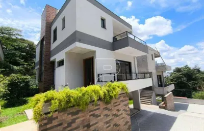 Casa com 3 dormitórios à venda, 326 m² por r$ 2.240.000,00 - granja viana - carapicuíba/sp