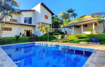 Casa com piscina sendo 4 dormitórios à venda, 450 m² por r$ 1.670.000 - recanto inpla - carapicuíba/sp