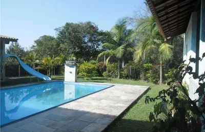 Chácara com 04 dormitórios à venda, 12.833 m² de ter e com 488 m² de a/c. por r$. 950.000,00 - caucaia do alto - cotia/sp