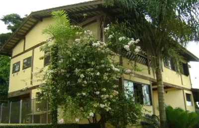 Casa com 3 dormitórios à venda, 510 m² por r$ 1.600.000,00 - granja viana - cotia/sp