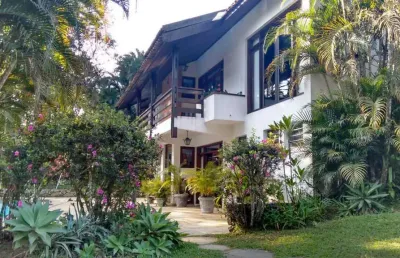 Casa com 4 dormitórios à venda, 542 m² por r$ 1.800.000,00 - centro (embu das artes) - embu das artes/sp