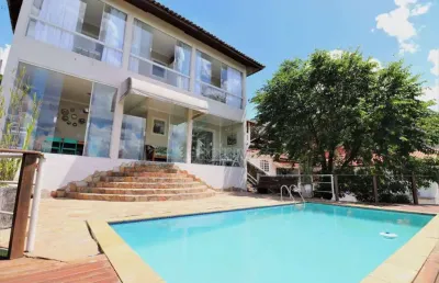 Casa com 3 dormitórios à venda, 263 m² por r$ 1.540.000,00 - granja viana - carapicuíba/sp