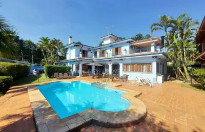 Casa com 3 dormitórios à venda, 368 m² por r$ 1.650.000,00 - granja viana - carapicuíba/sp