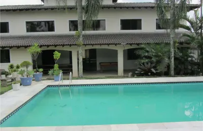 Casa com 4 dormitórios à venda, 495 m² por r$ 2.800.000,00 - granja viana - carapicuíba/sp