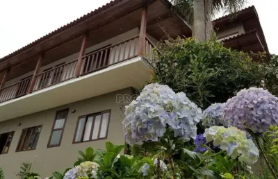 Casa com 4 dormitórios à venda, 511 m² por r$ 1.400.000,00 - granja viana - cotia/sp
