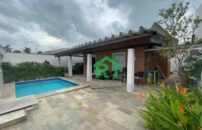 Casa à venda na praia da enseada| rocha imóveis guarujá/sp