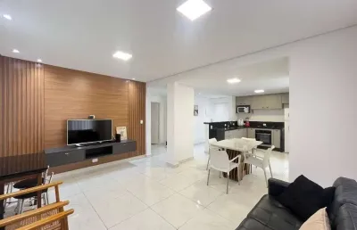 Apartamento reformado, 2 dormitórios, 1 vaga, enseada, guarujá/sp