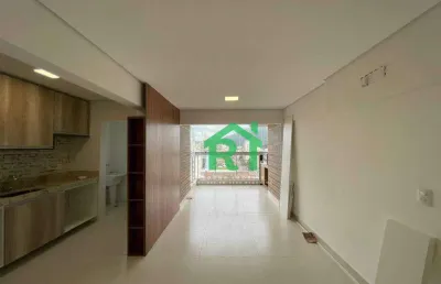 Apartamento na praia 2 dormitórios,( 1 suite) 2 vagas, lazer- praia da enseada - guarujá/sp