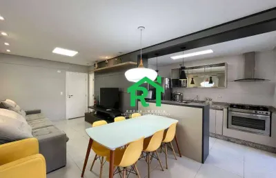Apartamento beira mar, 2 dormitórios (2 suítes), 2 vagas, lazer, tombo, guarujá/sp