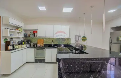 Casa a venda com 3 quartos sendo 1 suíte, piscina, energia fotovoltaica no condomínio raízes em paulínia/sp.