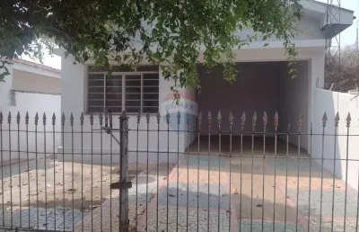 Casa com 2 quartos à venda na Rua Artur Nogueira, 305, Jardim de Faveri, Cosmópolis