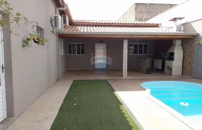 Casa com 3 quartos à venda na Antonio Zoaldo Conservani, 34, Daniel Rossetti, Cosmópolis