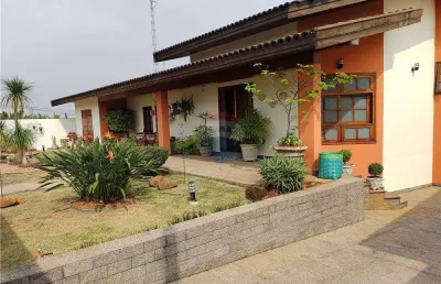 Casa com 3 quartos à venda na Rua Afonso Garcia, 101, Jardim Bela Vista III, Cosmópolis