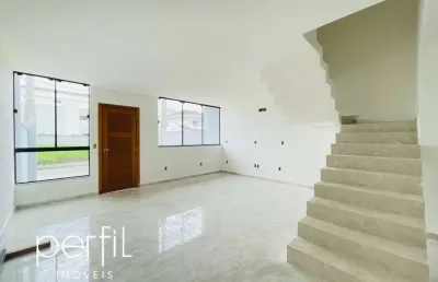 Sobrado geminado novo a venda 2 suítes mais 1 quarto loteamento santos dumont bairro jardim sofia joinville sc