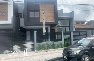 Casa com 3 quartos à venda no Saguaçu, Joinville 