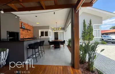 Sobrado a venda com 3 quartos sendo 1 suíte no bairro saguaçu - joinville/sc