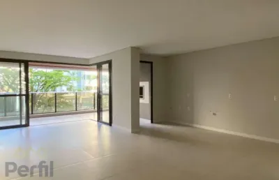Apartamento giardino com 3 suítes na melhor localização do bairro atiradores a venda com 265,00m² privativos