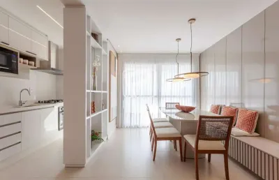 Apartamento á venda no camboriú boulevard com 02 dormitórios sendo 01 suíte, tabuleiro, camboriú - sc