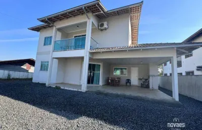 Sobrado com 4 dormitórios à venda, 237 m² por r$ 780.000,00 - bom retiro - joinville/sc