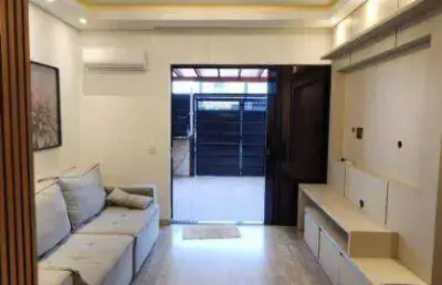 Sobrado geminado com 2 dormitórios à venda, 79 m² por r$ 385.000 - aventureiro - joinville/sc