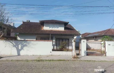 Apartamento com 2 dormitórios para alugar, 50 m² por r$ 1.980,01/mês - bucarein - joinville/sc
