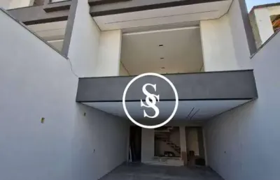 Casa sobrado novo com 195 m² de área construída, 3 suítes, 4 vagas de garagem, por r$ 1.390.000,00 - assunção - são bernardo do campo/sp
