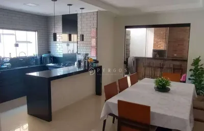 Sobrado com 3 dormitórios à venda, 215 m² por r$ 1.400.000 - villa branca - jacareí/sp
