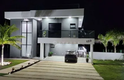 Sobrado em condomínio alto padrão para venda e locação.