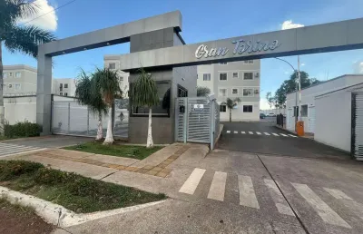 Venda-se apartamento com  2 quartos 1 banheiro social, sala espaçosa, cozinha americana, residencia