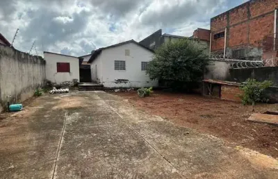 Casa à venda,lote inteiro 372m²  parque veiga jardim, aparecida de goiânia, go