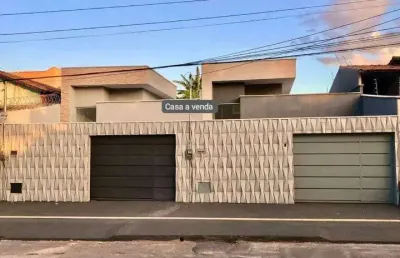 Vendo casa com pé direito duplo, 3 quartos sendo 1 suíte, sala, cozinha, area gourmet residencial g