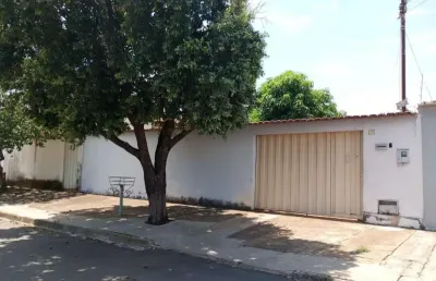 Casa com 2 quartos à venda na rua l 13, papillon park, aparecida de goiânia, 110 m2 por r$ 300.000
