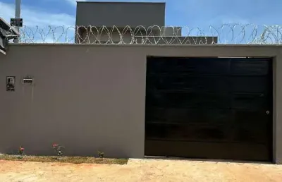 Casa com 3 quartos à venda na avenida juscelino kubitschek, itapoã, aparecida de goiânia, 10 m2 por r$ 350.000