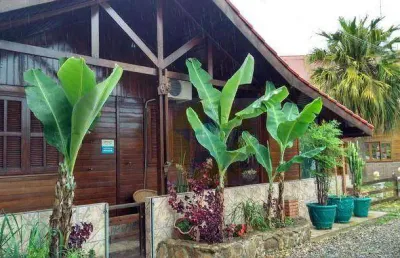 Chalé com 3 dormitórios à venda, 150 m² por r$ 850.000 - caetetuba - atibaia/sp