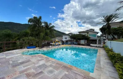 Casa de 3 dormitórios à venda no refúgio saua i, atibaia/sp - estrutura e localização excelentes