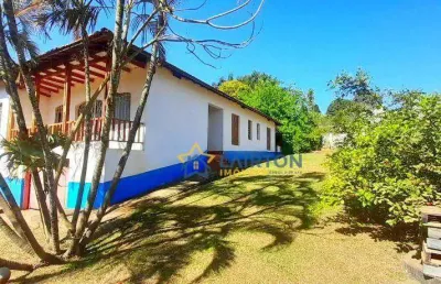 Ampla chácara de 1000m² com 4 dormitórios e piscina em chácaras fernão dias, atibaia