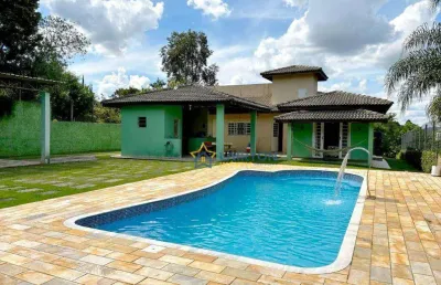 Casa em condomínio fechado em bom jesus dos perdões!
