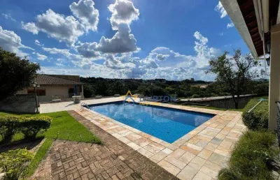 Casa de altíssimo padrão disponível para visitas, venha conhecer!