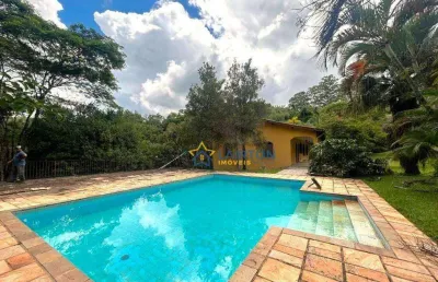 É imperdível! lago e uma pequena cascata – chácara exclusiva em atibaia