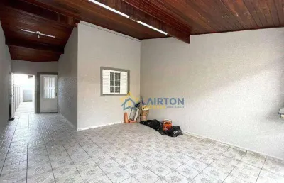 Casa com 2 dormitórios e amplo quintal à venda no alvinópolis, atibaia