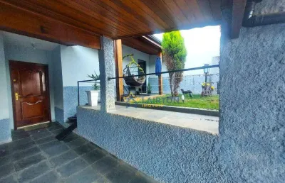 Casa com 3 dormitórios, suíte, edícula e pomar à venda em atibaia