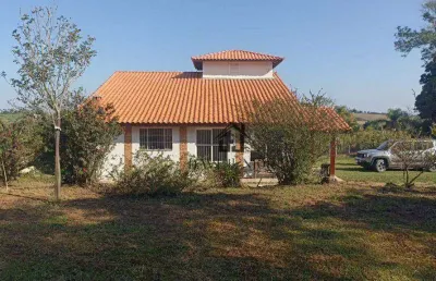 Chácara com 3 dormitórios sendo 1 suite à venda, 2347 m² por r$ 550.000 - jundiacanga - araçoiaba da serra/sp
