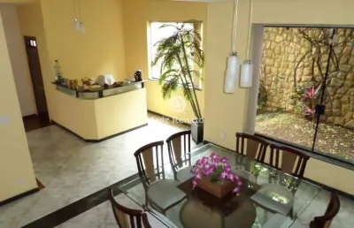 Casa com 4 quartos à venda na Rua Francisco Gomes da Rocha, Havaí, Belo Horizonte